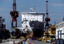 Ο Δήμαρχος Κερατσινίου – Δραπετσώνας Χρήστος Βρεττάκος συναντήθηκε με κλιμάκιο της Ναυπηγοεπισκευής Πειραιά