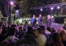 Αναψε το Χριστουγεννιάτικο δένδρο του Δήμου Περάματος, φωτίζοντας με αισιοδοξία τις καρδιές μικρών και μεγάλων…