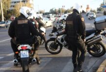 Κερατσίνι: Κινηματογραφική καταδίωξη 15χρονου που παραβίασε κόκκινο με κλεμμένη μηχανή