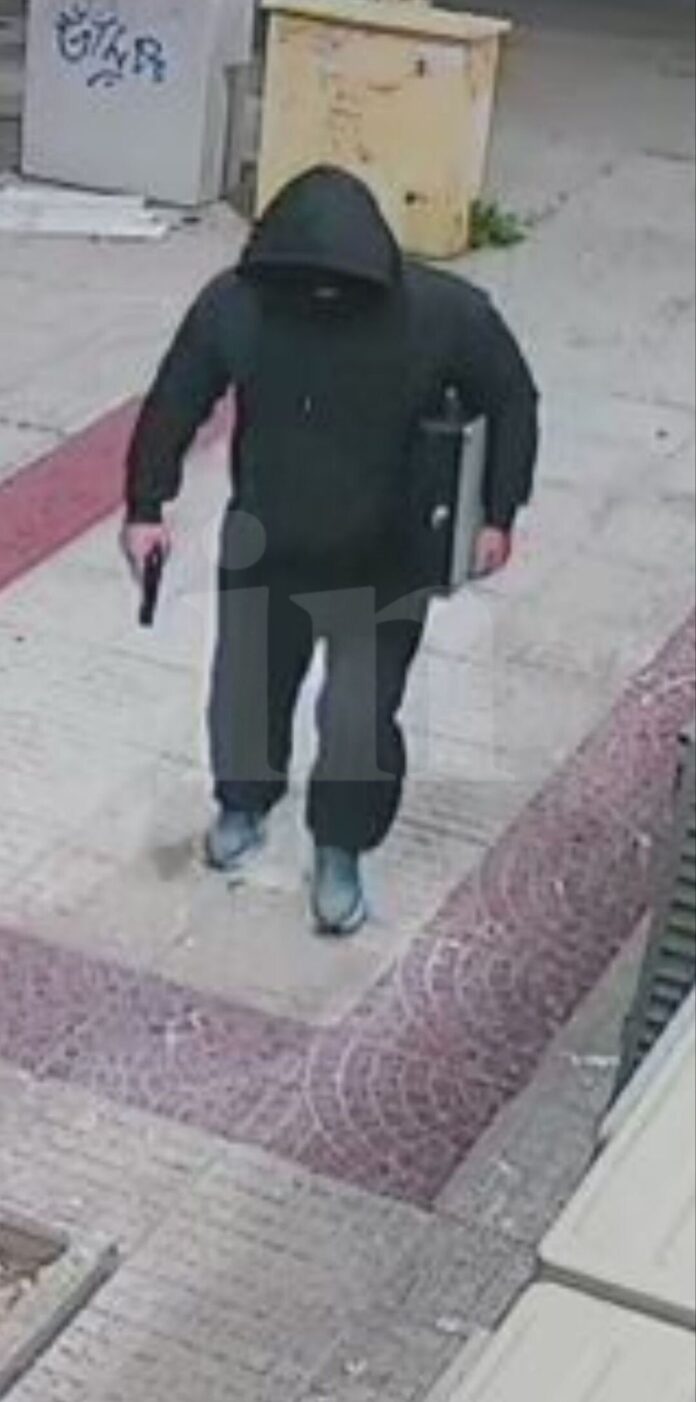 lis_ptrer12581271561426853439