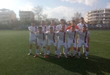 Διπλό το ψυχωμένο Κερατσίνι